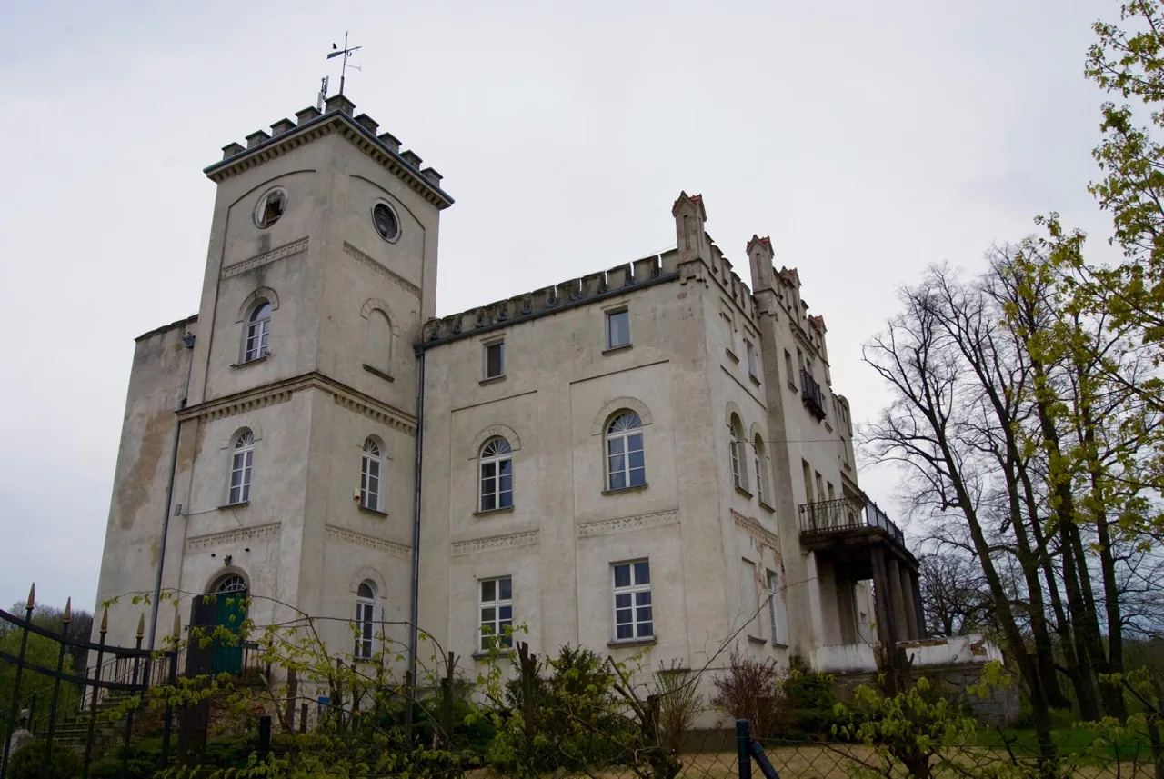 Miejsce 4 – Pałac Reibnitzów